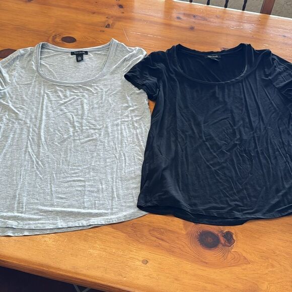 WHBM Manhattan Tees in Black and Grey - Picture 9 of 16